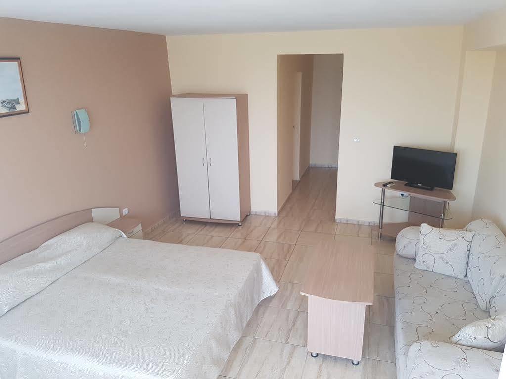 Family Hotel Alfa Vita Sozopol Extérieur photo